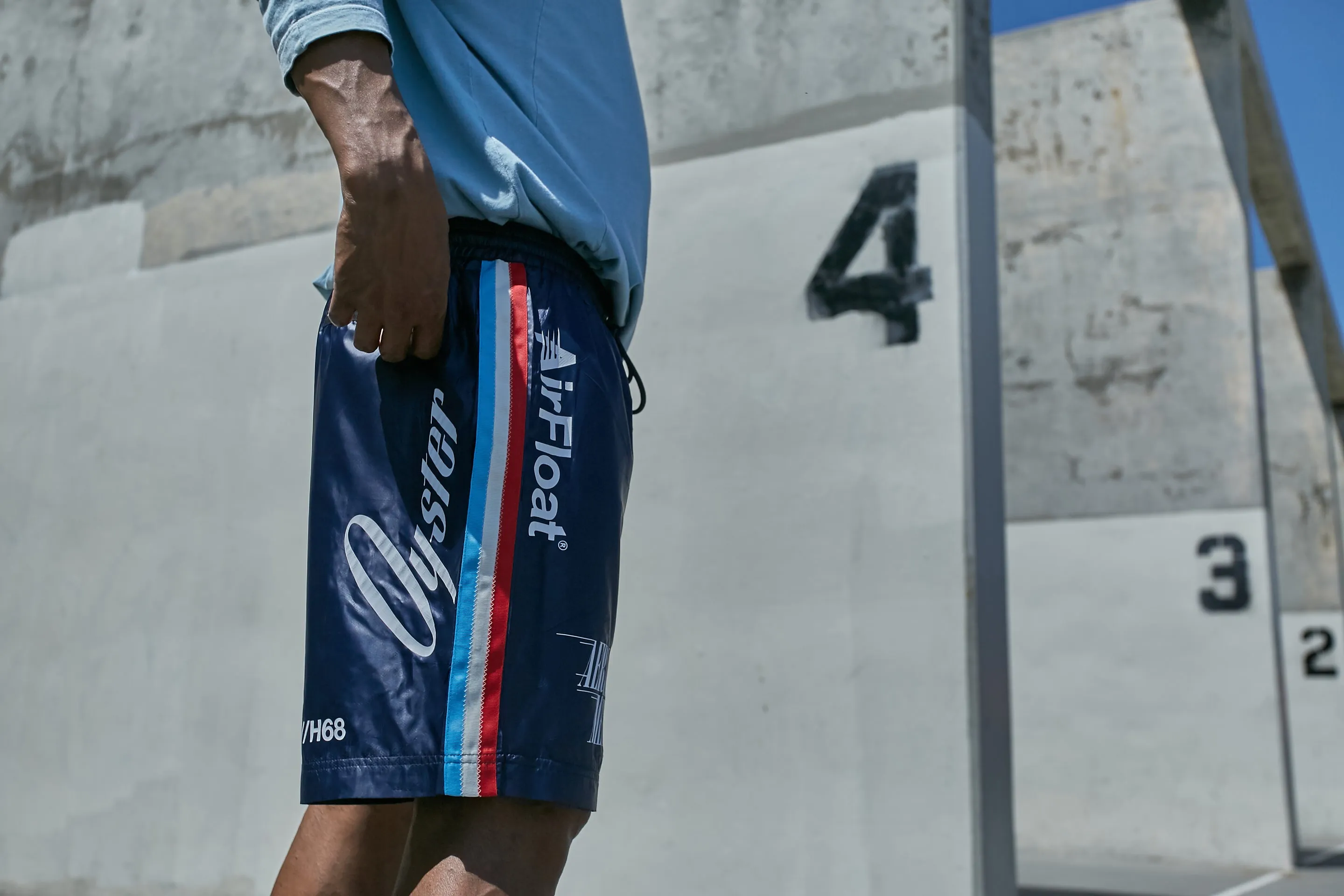 AIRFLOAT HANDBALL SHORT (NAVY)