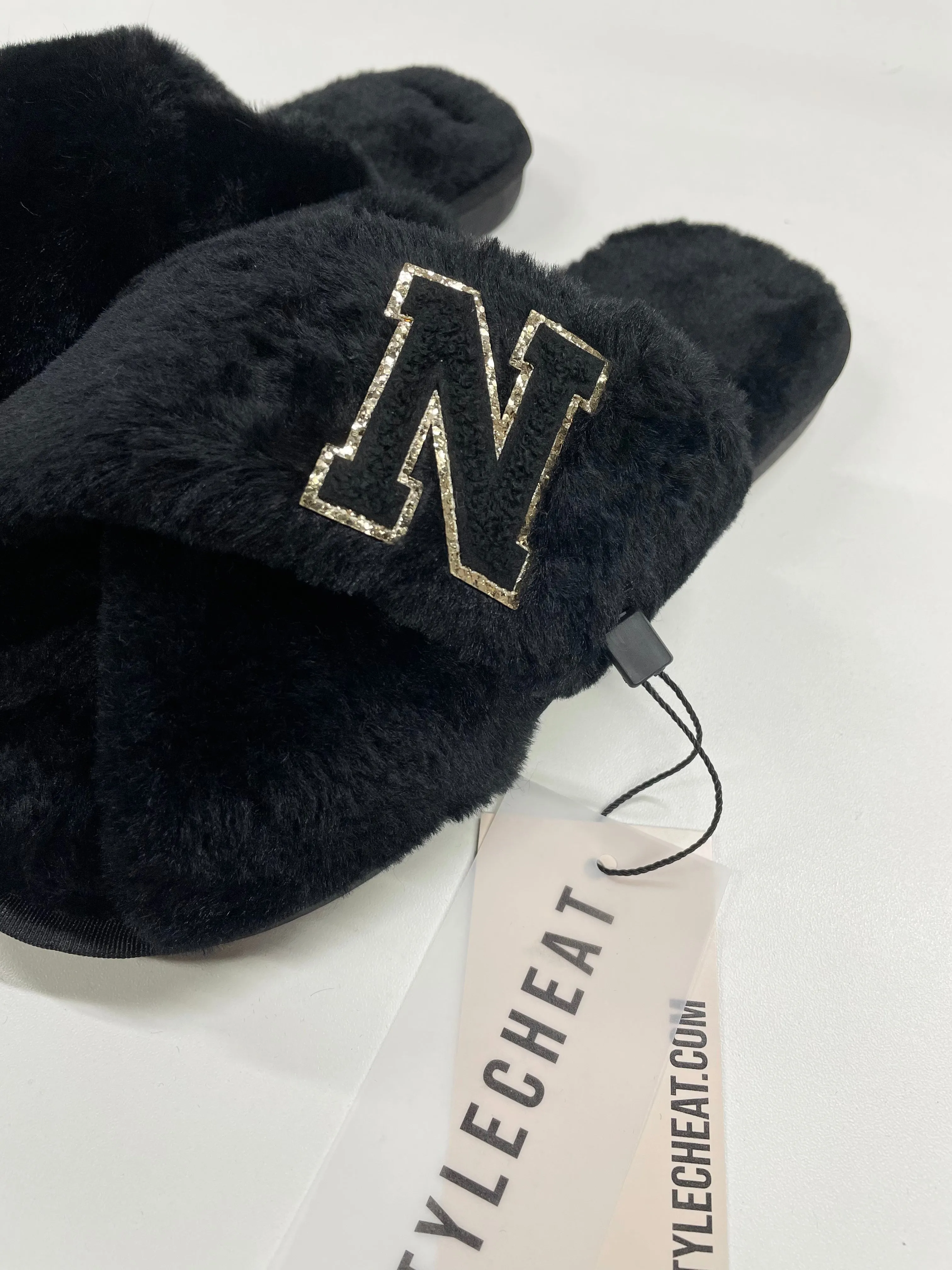 Fluffy Crossover Mule Slipper / Black