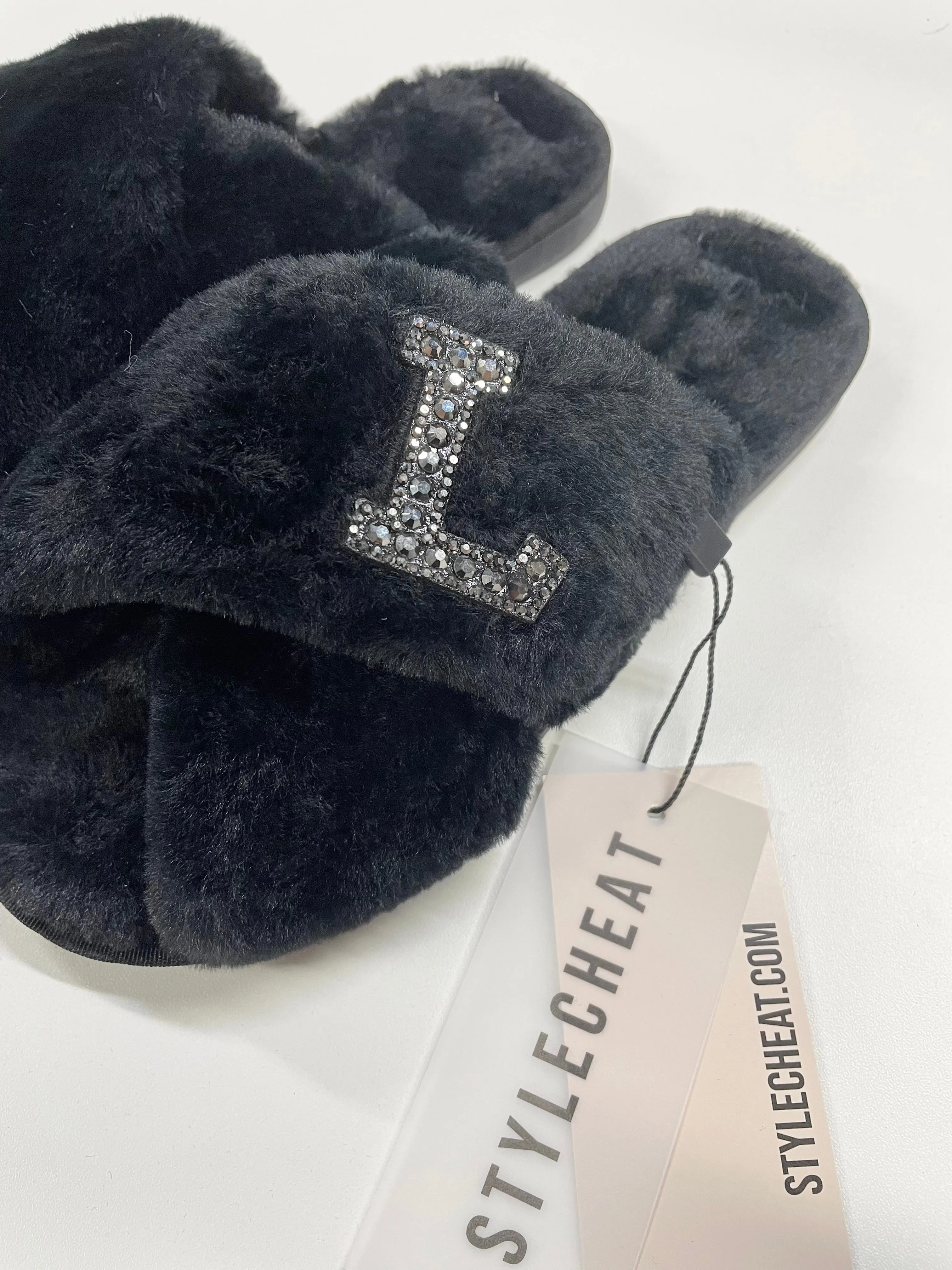 Fluffy Crossover Mule Slipper / Black